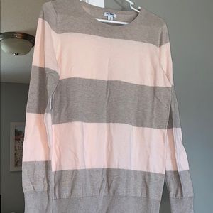 Women’s sweater.